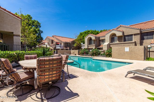 609 E MESQUITE Circle D131, Tempe, AZ 85288