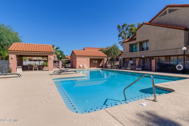609 E MESQUITE Circle D131, Tempe, AZ 85288