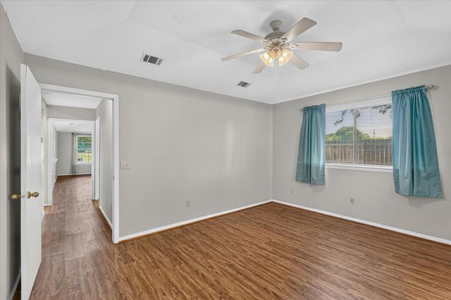1613 19th Street, Plano, TX 75074