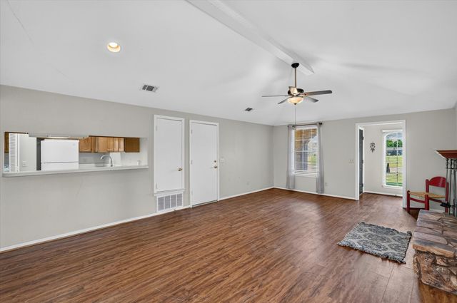 1613 19th Street, Plano, TX 75074