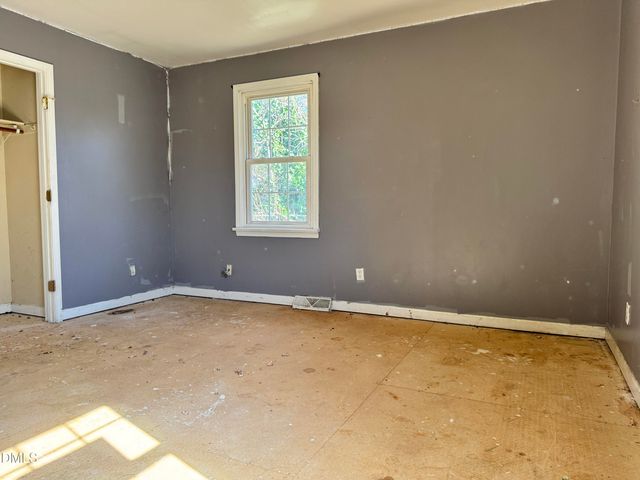 201 E Harden Street, Graham, NC 27253