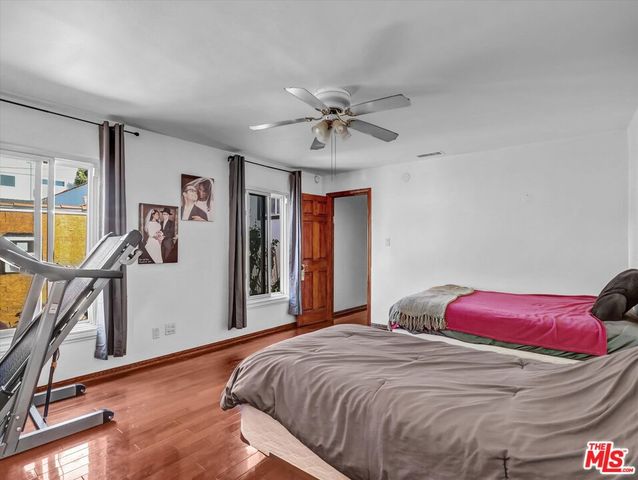 607 N Fuller Avenue, Los Angeles, CA 90036