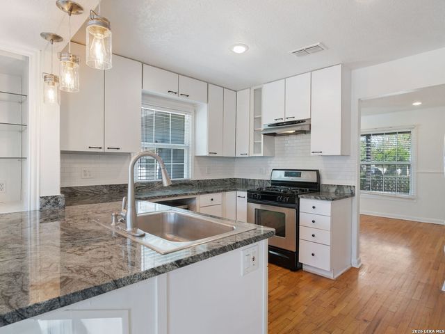 338 BREES BLVD, San Antonio, TX 78209