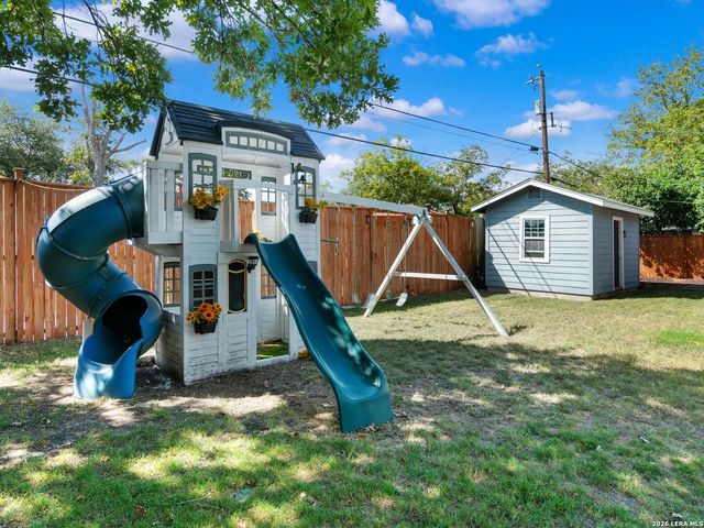 338 BREES BLVD, San Antonio, TX 78209