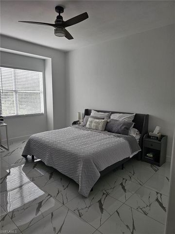 4340 Golden Gate BLVD E, Naples, FL 34120