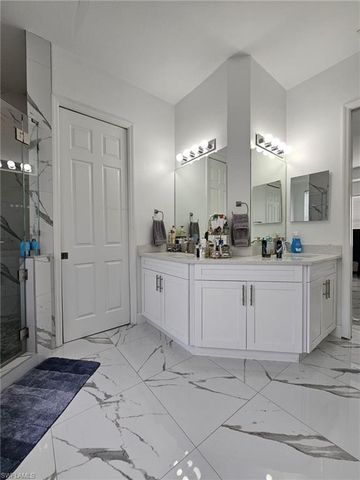 4340 Golden Gate BLVD E, Naples, FL 34120