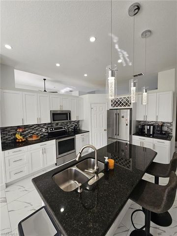 4340 Golden Gate BLVD E, Naples, FL 34120