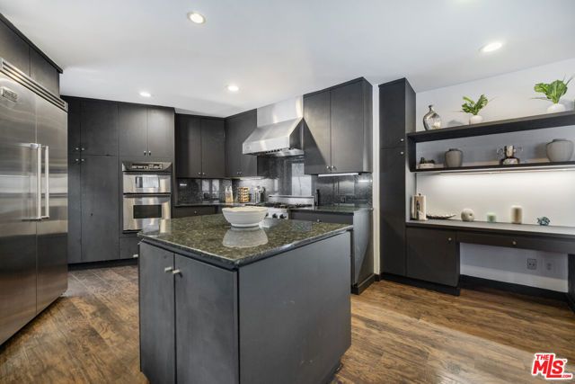 9596 Shirley Lane, Beverly Hills, CA 90210
