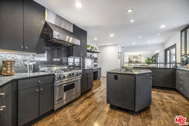 9596 Shirley Lane, Beverly Hills, CA 90210