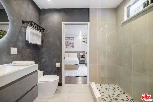 9596 Shirley Lane, Beverly Hills, CA 90210