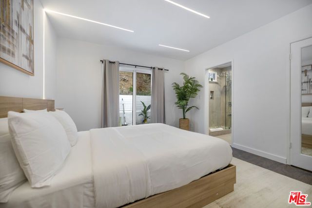 9596 Shirley Lane, Beverly Hills, CA 90210
