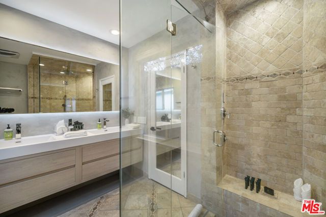 9596 Shirley Lane, Beverly Hills, CA 90210