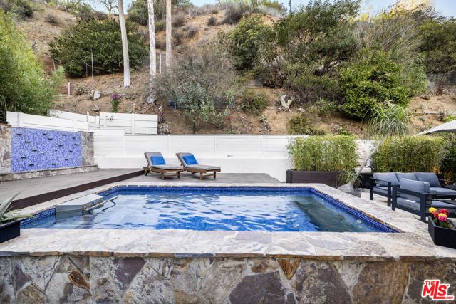 9596 Shirley Lane, Beverly Hills, CA 90210