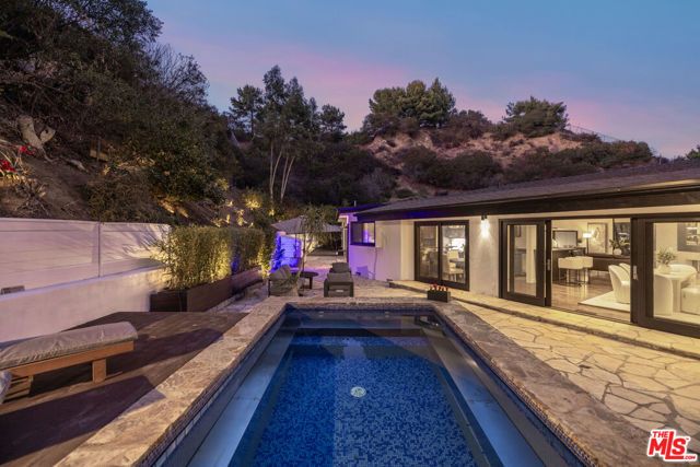9596 Shirley Lane, Beverly Hills, CA 90210