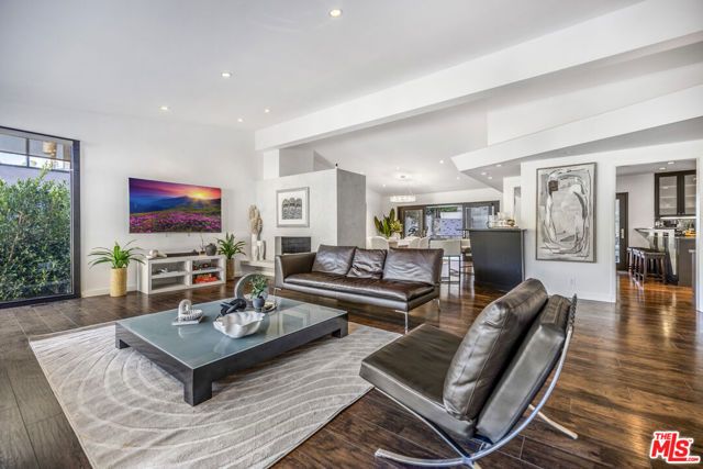 9596 Shirley Lane, Beverly Hills, CA 90210