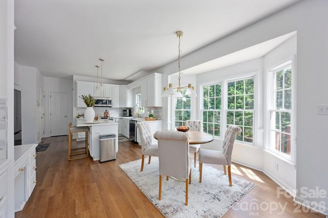 5005 Chestnut Knoll Lane, Charlotte, NC 28269