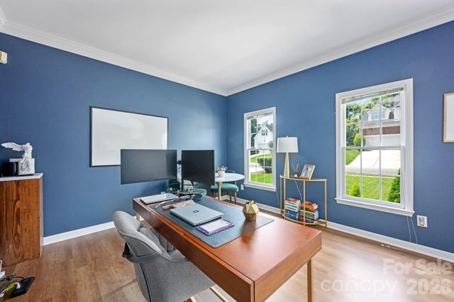 5005 Chestnut Knoll Lane, Charlotte, NC 28269