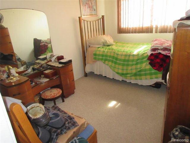 32730 Avondale Street, Westland, MI 48186