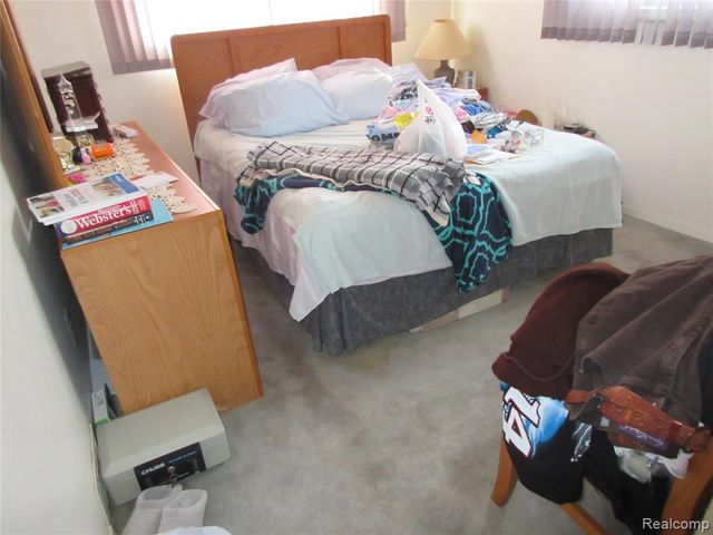 32730 Avondale Street, Westland, MI 48186