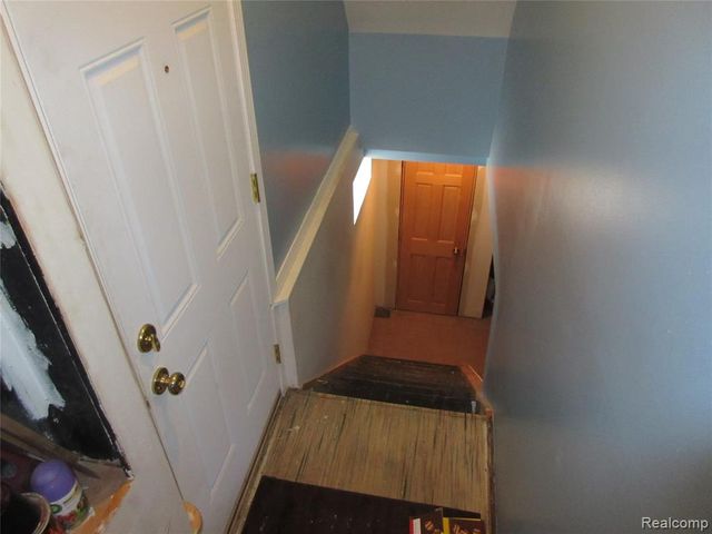 32730 Avondale Street, Westland, MI 48186