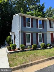 501 CARNABY ST #1, Stafford, VA 22554