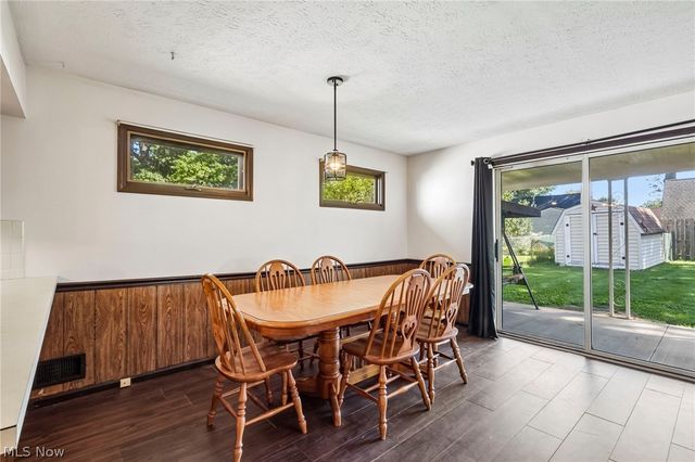 1769 Windsor Street, Cuyahoga Falls, OH 44221