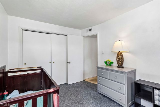 1769 Windsor Street, Cuyahoga Falls, OH 44221