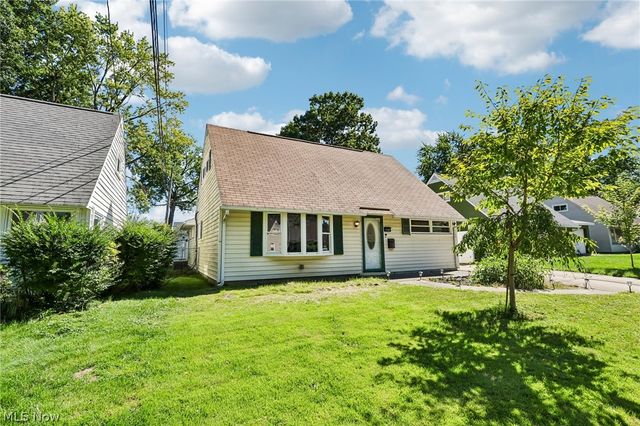 1769 Windsor Street, Cuyahoga Falls, OH 44221