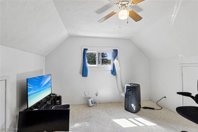 1769 Windsor Street, Cuyahoga Falls, OH 44221