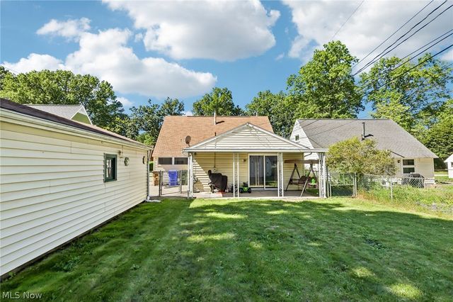 1769 Windsor Street, Cuyahoga Falls, OH 44221