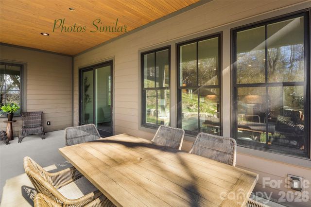 63 Chimney Chase Trail, Hendersonville, NC 28739