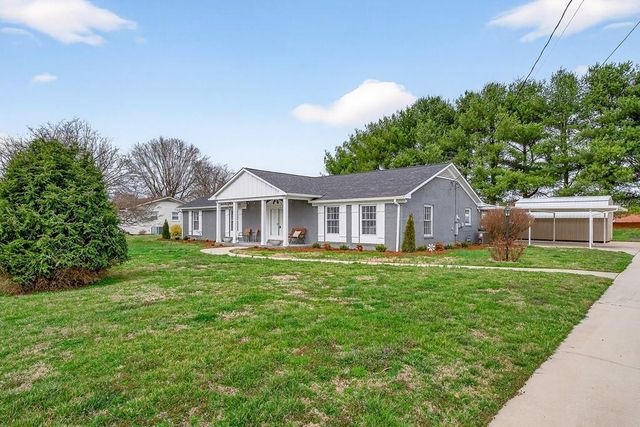 212 Oakland Dr, Sparta, TN 38583
