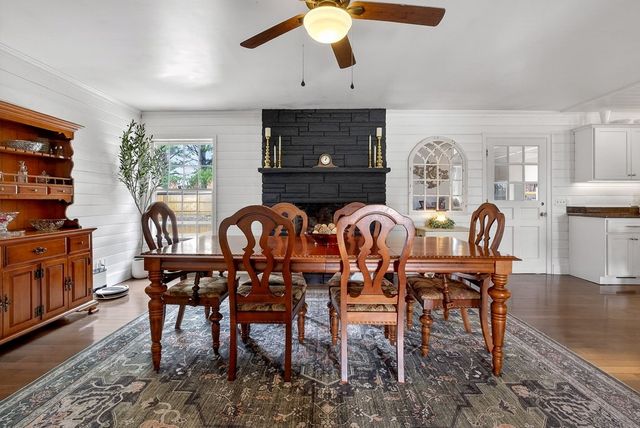 212 Oakland Dr, Sparta, TN 38583