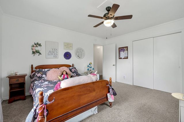 212 Oakland Dr, Sparta, TN 38583