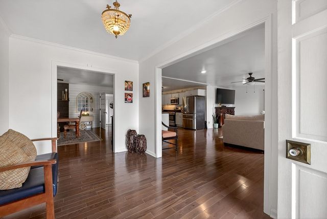 212 Oakland Dr, Sparta, TN 38583