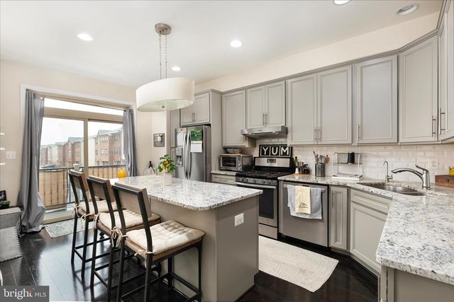 15995 MARSH PL, Haymarket, VA 20169