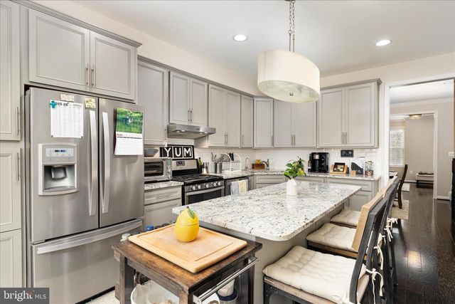 15995 MARSH PL, Haymarket, VA 20169