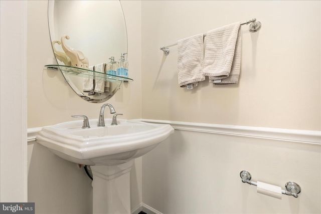 15995 MARSH PL, Haymarket, VA 20169