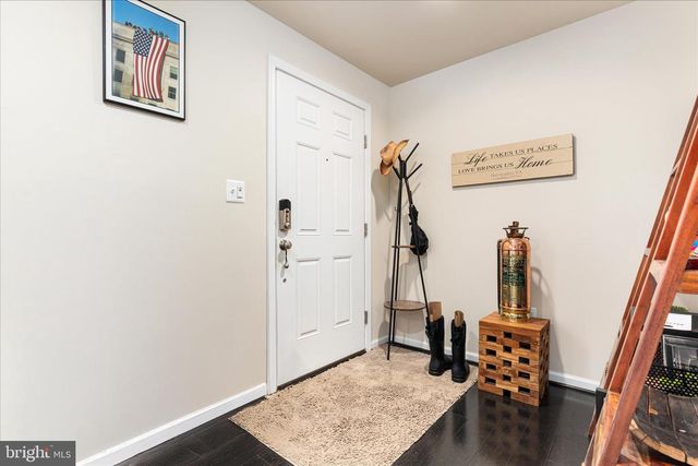 15995 MARSH PL, Haymarket, VA 20169