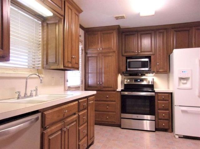 3801 NW 57th Street, Oklahoma City, OK 73112