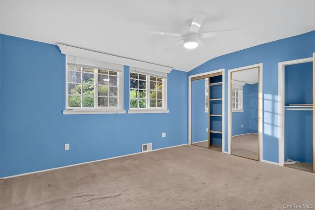 14 Branch Lane, East Setauket, NY 11733