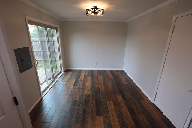 1940 Renfrew Drive, South Bend, IN 46614