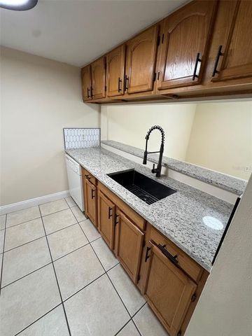 1721-1721 NE 36TH AVENUE 4, Ocala, FL 34470