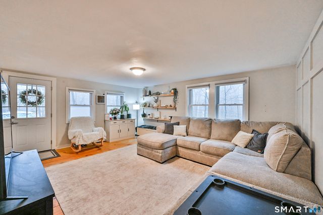 1605 Route 197, Woodstock, CT 06281