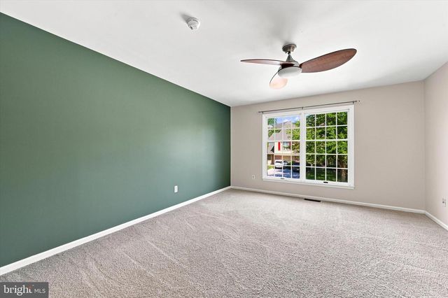40 MAY APPLE DR, Downingtown, PA 19335