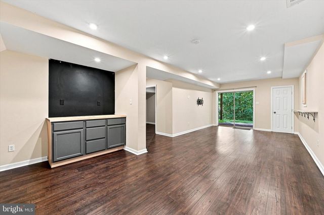 40 MAY APPLE DR, Downingtown, PA 19335