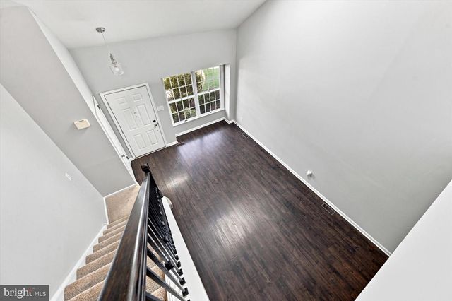 40 MAY APPLE DR, Downingtown, PA 19335