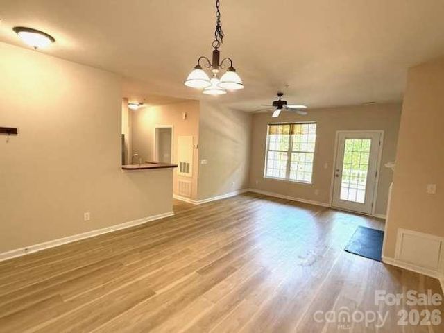 18001 Delmas Drive 2E, Cornelius, NC 28031