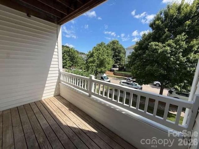 18001 Delmas Drive 2E, Cornelius, NC 28031