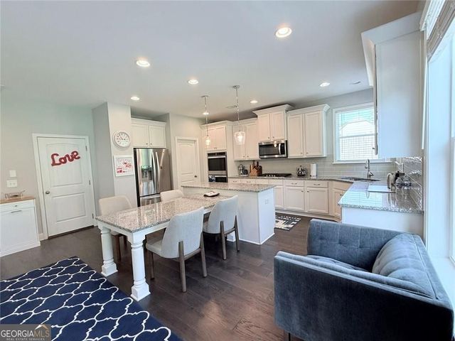 7055 Concord Brook Lane, Cumming, GA 30028